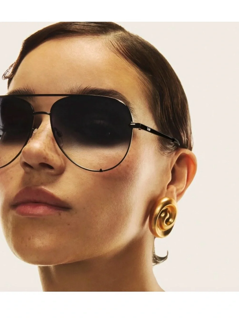 Quay Australia High Key Black Aviator Sunglasses Gradient Lens